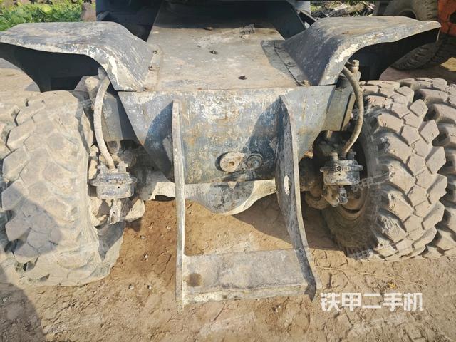 轉盤和下車架正前（工作和回轉裝置）