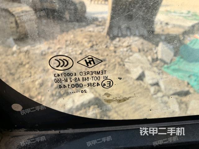 后窗玻璃角標(biāo)（駕駛室部分）