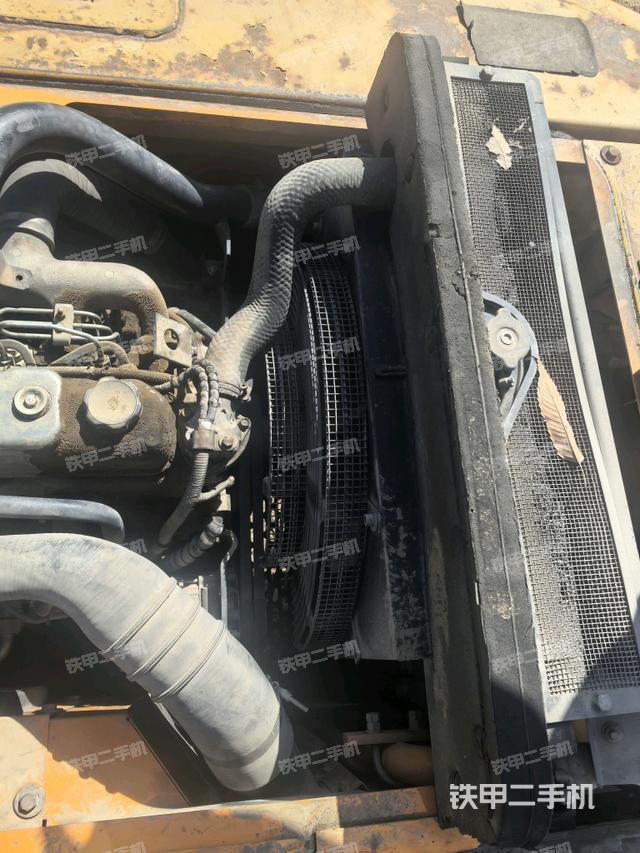 水箱+風(fēng)扇特寫(上車部件) 水箱+風(fēng)扇特寫(上車部件)