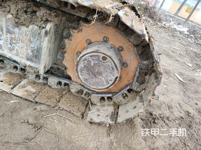 右驱动轮(行走机构) 右驱动轮(行走机构)
