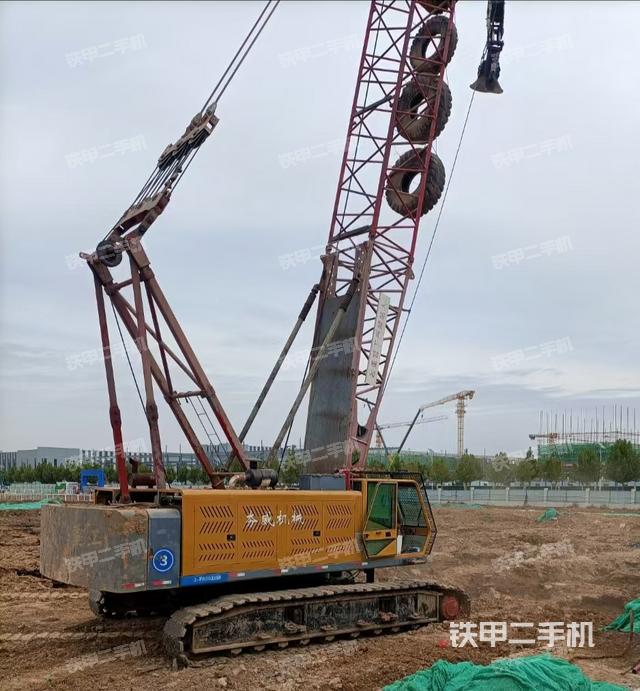 整機右側(cè)(設(shè)備外觀及核心部件) 整機右側(cè)(設(shè)備外觀及核心部件)