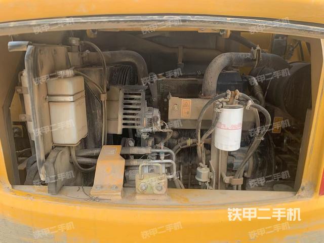發(fā)動機(jī)整體俯視(整機(jī)外觀) 發(fā)動機(jī)整體俯視(整機(jī)外觀)