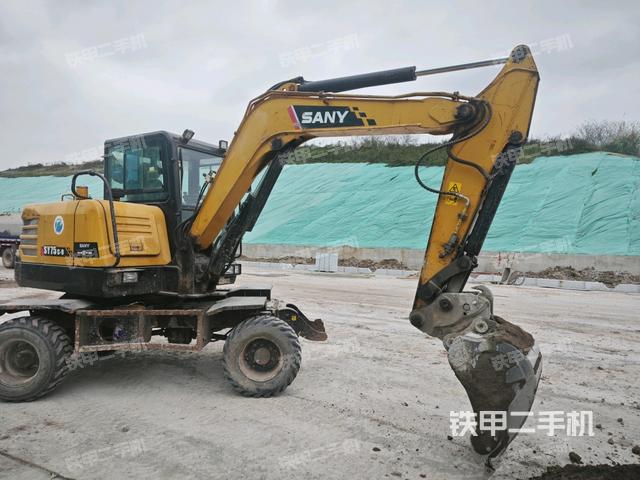 右前45(整機(jī)外觀) 右前45(整機(jī)外觀)