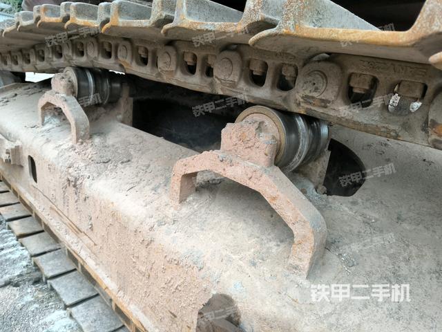 左側(cè)行走馬達(dá)蓋板(行走機(jī)構(gòu)) 左側(cè)行走馬達(dá)蓋板(行走機(jī)構(gòu))