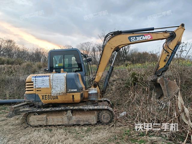 右前45(整機(jī)外觀) 右前45(整機(jī)外觀)