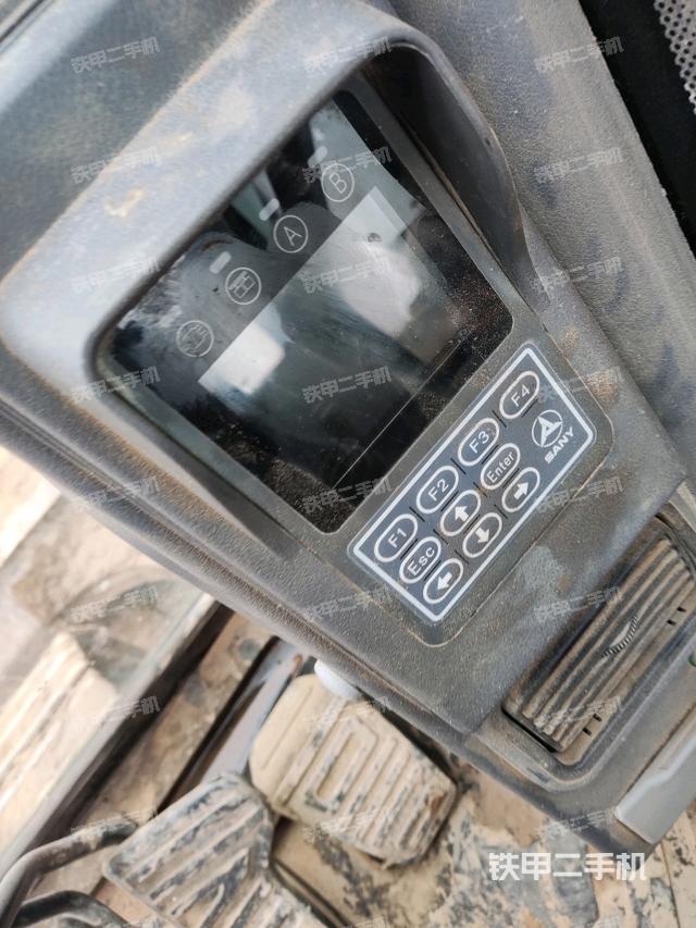 顯示屏?(駕駛室部分) 顯示屏?(駕駛室部分)