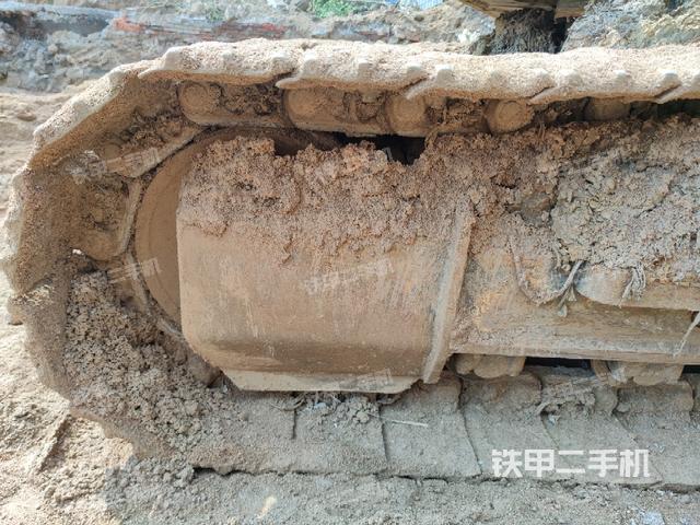 左側(cè)行走馬達蓋板(行走機構(gòu)) 左側(cè)行走馬達蓋板(行走機構(gòu))