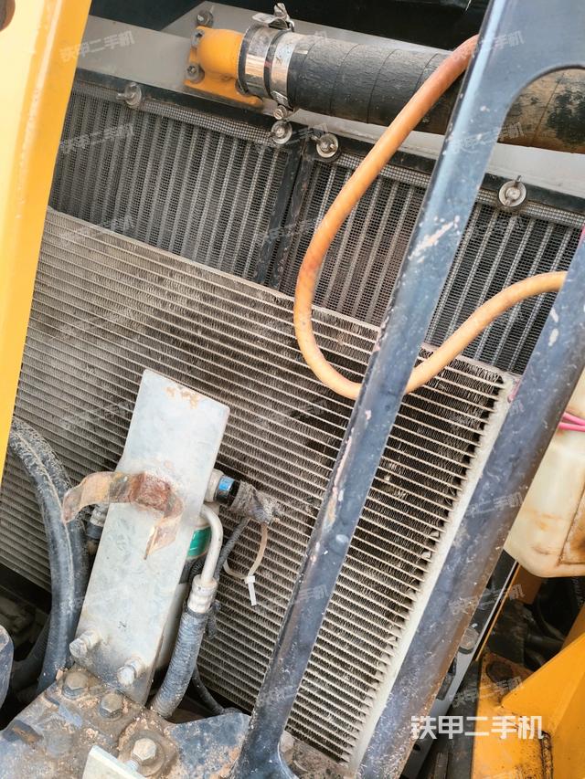 散熱器室(大件艙室) 散熱器室(大件艙室)