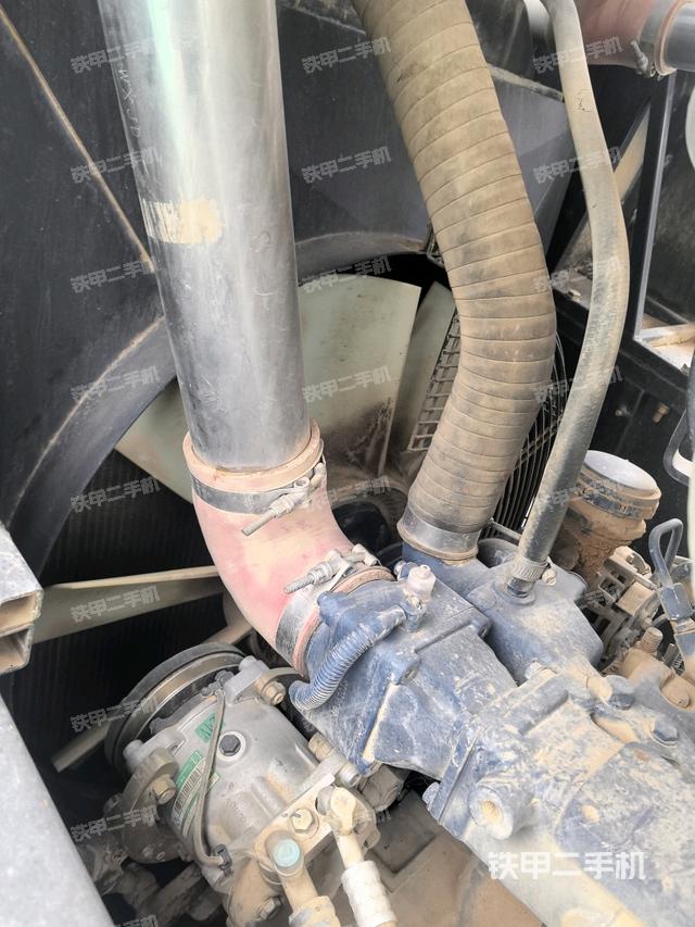 風扇及皮帶（壓路機發(fā)動機艙）