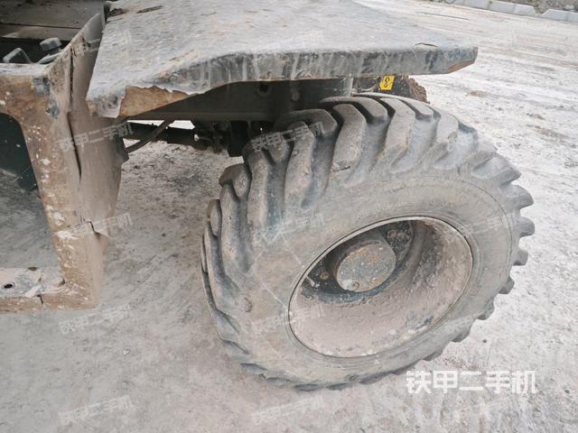 左驅(qū)動(dòng)輪(行走機(jī)構(gòu)) 左驅(qū)動(dòng)輪(行走機(jī)構(gòu))