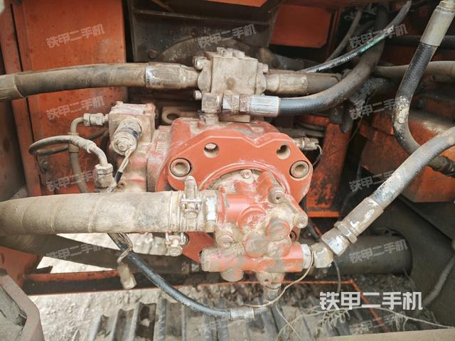 液壓泵室（大件艙室）