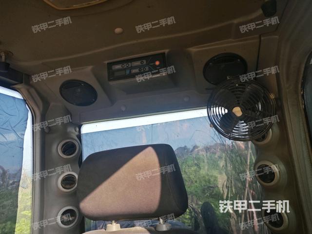 座椅后部（駕駛室部分）