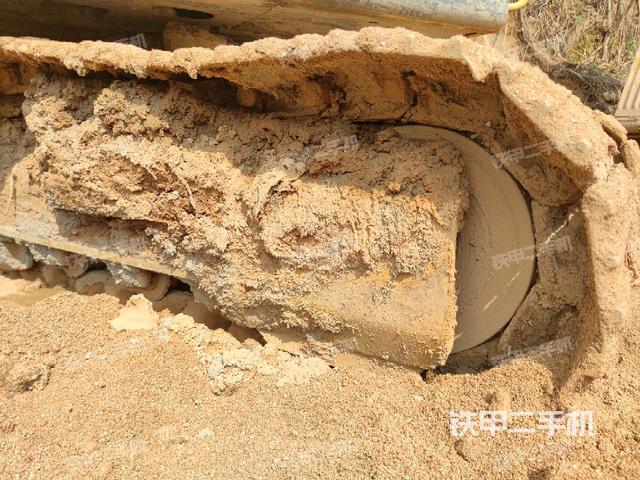 右側(cè)行走馬達蓋板(行走機構(gòu)) 右側(cè)行走馬達蓋板(行走機構(gòu))