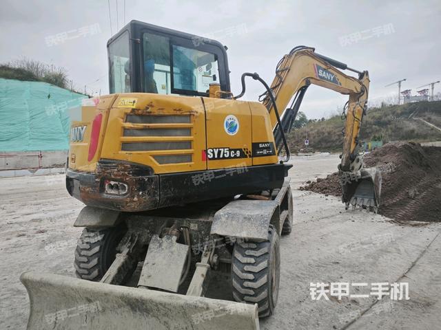 右后45(整機(jī)外觀) 右后45(整機(jī)外觀)