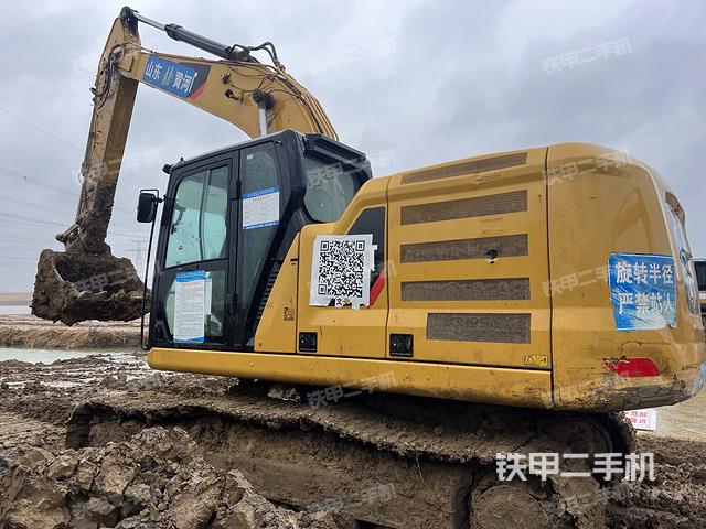 駕駛室整體(整機(jī)外觀) 駕駛室整體(整機(jī)外觀)