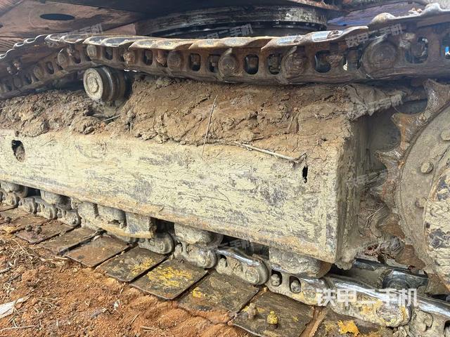 左驅(qū)動(dòng)輪（行走機(jī)構(gòu)）