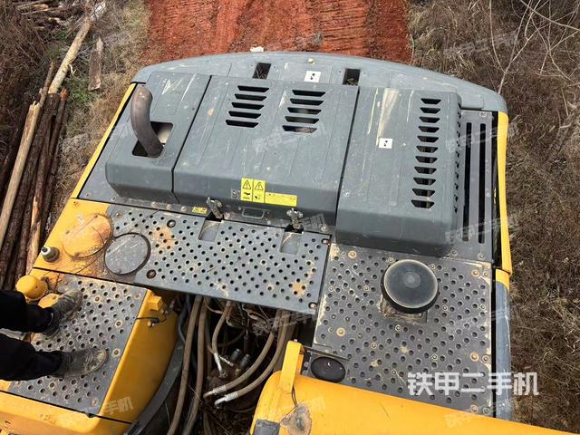 整機右后45°（整機外觀）