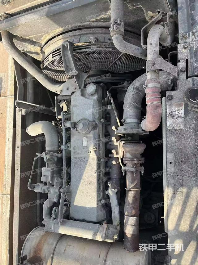 發(fā)動(dòng)機(jī)整體俯視（整機(jī)外觀）