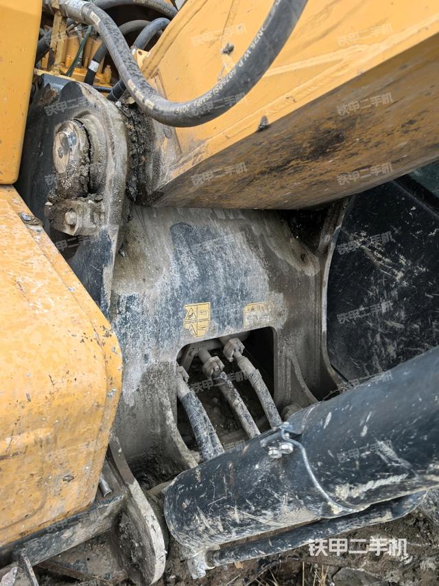 大臂根部?斜視（工作和回轉(zhuǎn)裝置）