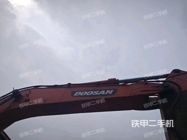 大臂整體?右側(cè)（工作和回轉(zhuǎn)裝置）