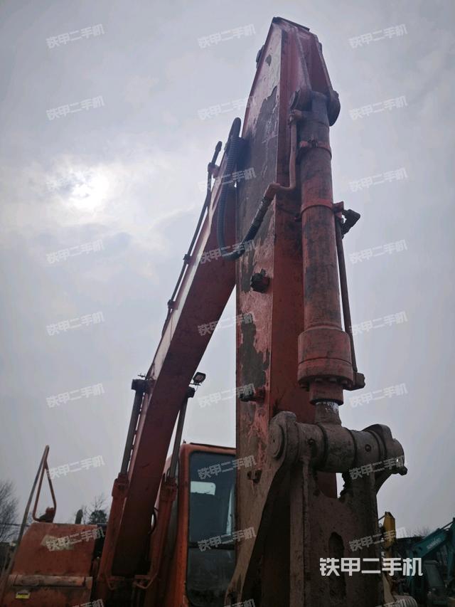 小臂整體右前（工作和回轉(zhuǎn)裝置）