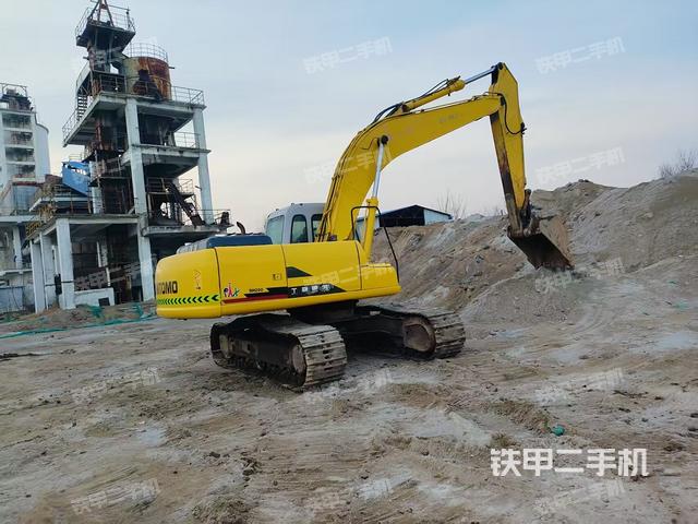 整機(jī)右后45°(整機(jī)外觀) 整機(jī)右后45°(整機(jī)外觀)