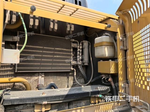 散熱器正面（大件艙室）