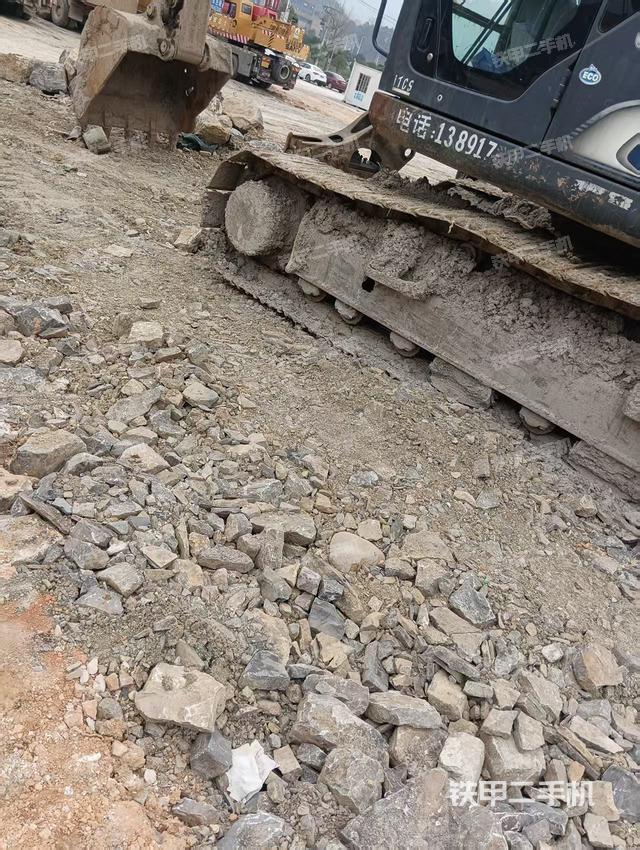 单侧履带整体（整机外观）