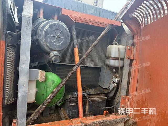 散熱器正面（大件艙室）