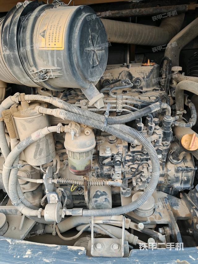 增壓器特寫(xiě)(上車(chē)部件) 增壓器特寫(xiě)(上車(chē)部件)