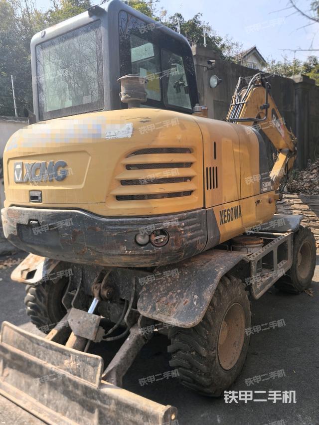 整機(jī)右后45°（整機(jī)外觀）