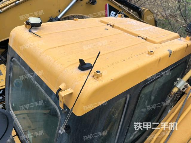 駕駛室頂部俯視（上車部件）