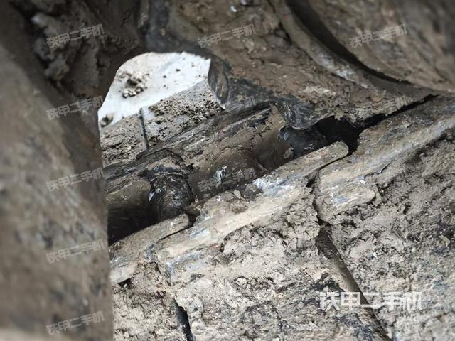 左導(dǎo)向輪（行走機(jī)構(gòu)）