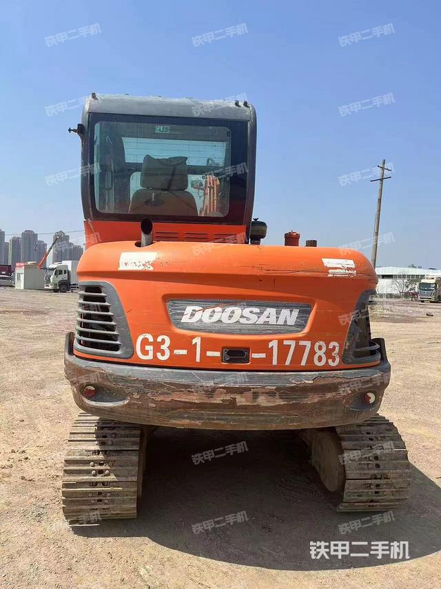 整机右后45°（整机外观）