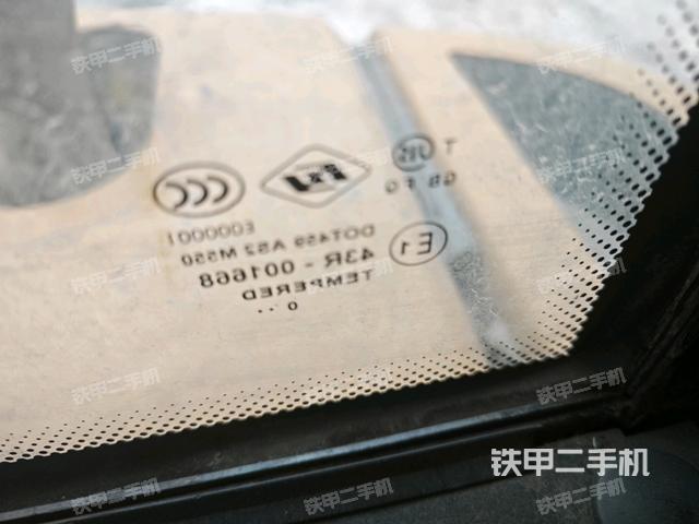 后窗玻璃角標(biāo)(駕駛室部分) 后窗玻璃角標(biāo)(駕駛室部分)