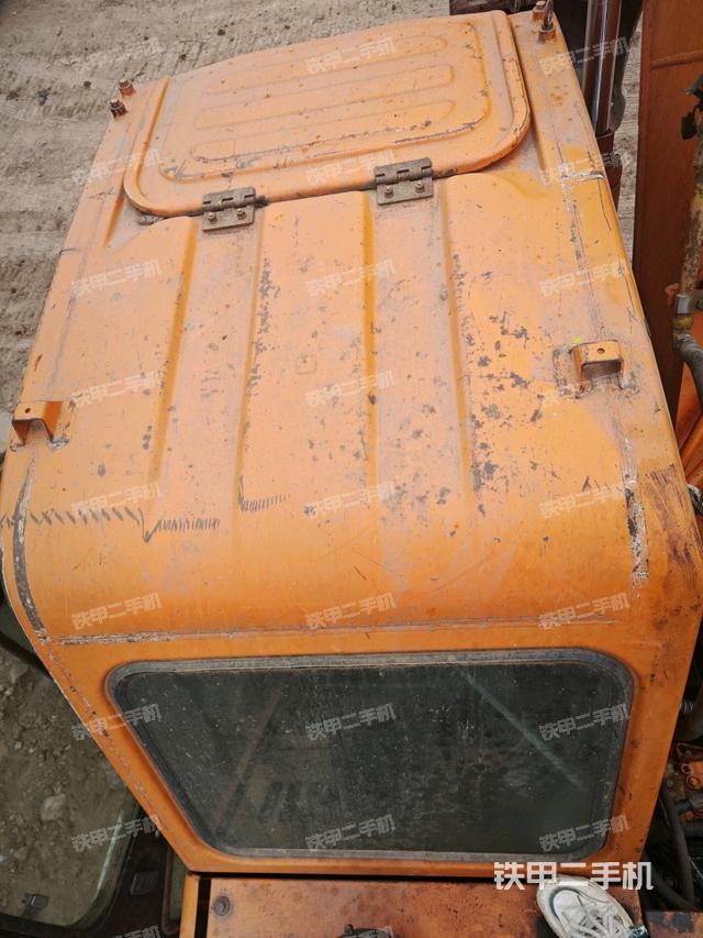 駕駛室頂部俯視（上車部件）