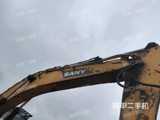 大臂整體?右側(cè)（工作和回轉(zhuǎn)裝置）