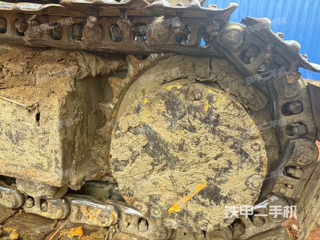 右驅(qū)動(dòng)輪（行走機(jī)構(gòu)）