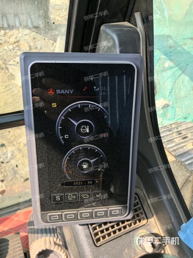 小時(shí)表（駕駛室部分）