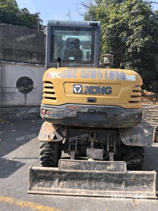 駕駛室頂部（整機(jī)外觀）