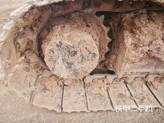 左驅(qū)動(dòng)輪（行走機(jī)構(gòu)）