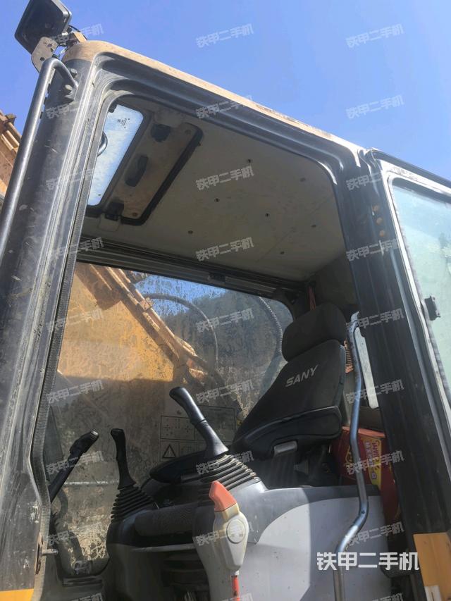 頂棚整體(駕駛室部分) 頂棚整體(駕駛室部分)