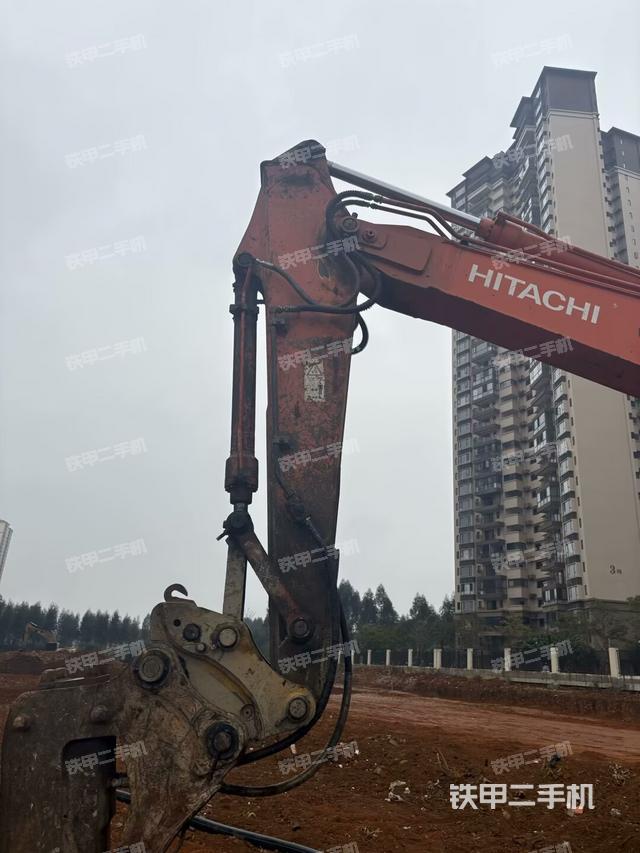 大臂整體?右側(cè)（工作和回轉(zhuǎn)裝置）