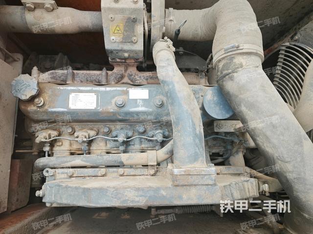 發(fā)動(dòng)機(jī)室（上車部件）