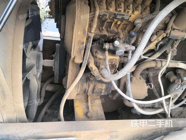 風(fēng)扇及皮帶（壓路機(jī)發(fā)動(dòng)機(jī)艙）