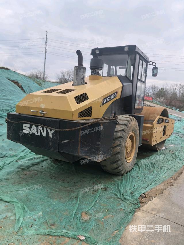 右后45°（壓路機整機外觀）