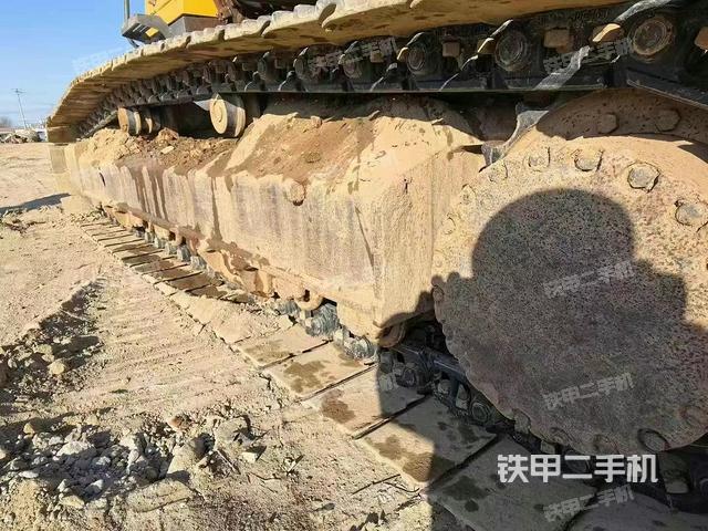 单侧履带整体（整机外观）