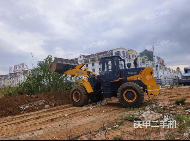 整機右后45°（整機外觀及大件）