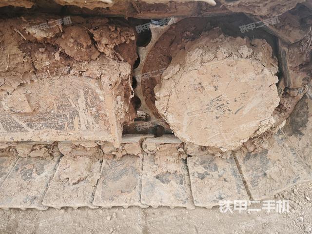 右驅(qū)動(dòng)輪（行走機(jī)構(gòu)）