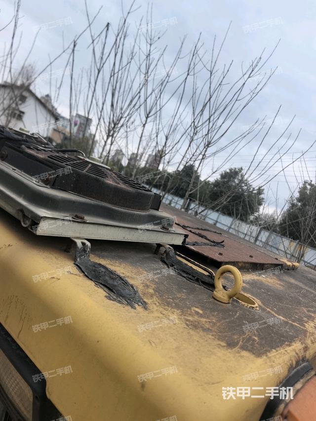 駕駛室外頂全景（壓路機(jī)駕駛室）